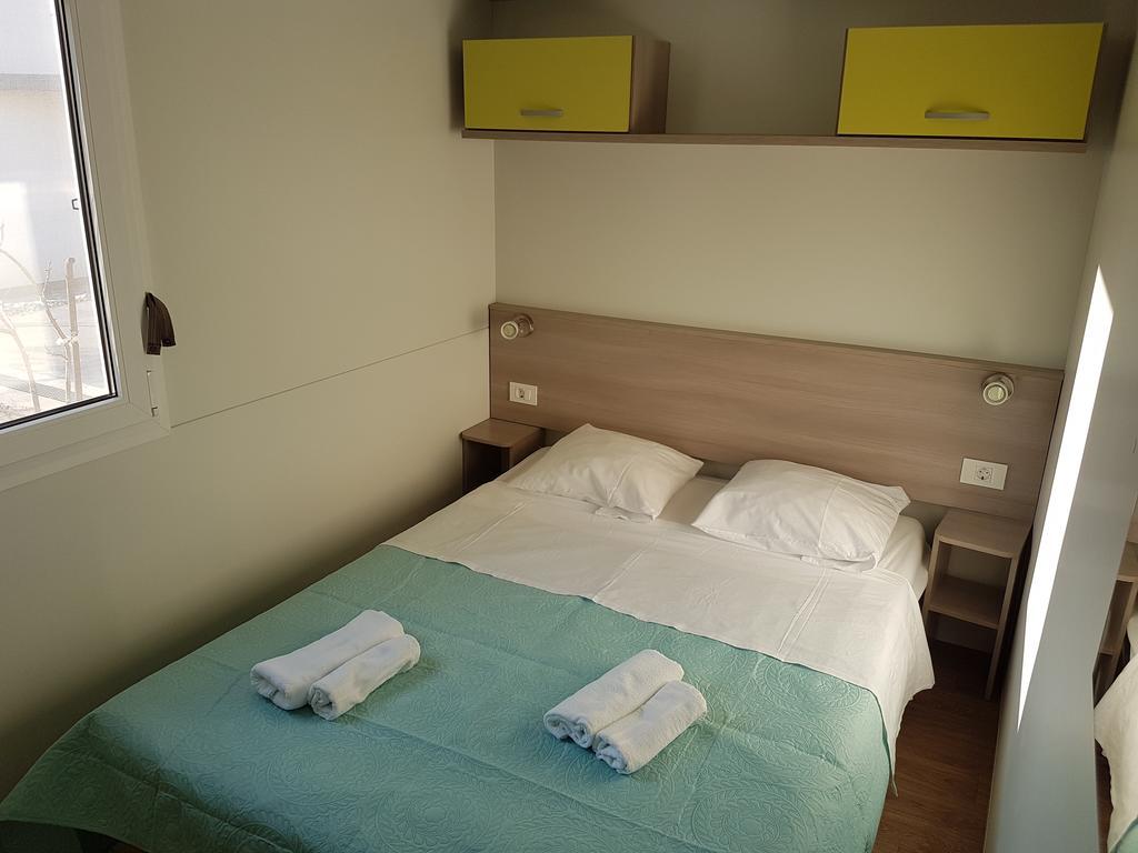 Kamp Rujno Hotel Starigrad Paklenica Exterior photo